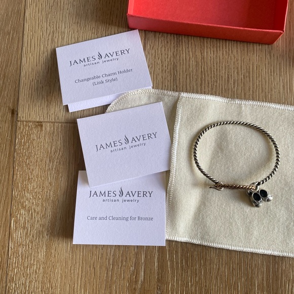 Silver Twisted Bracelet with Shoe Charms - Picture 8 of 14